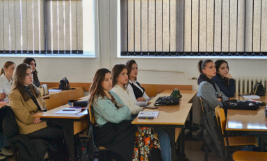 The documentary "Trust me", nominated for an Oscar, is shown to the students of UFAGJ